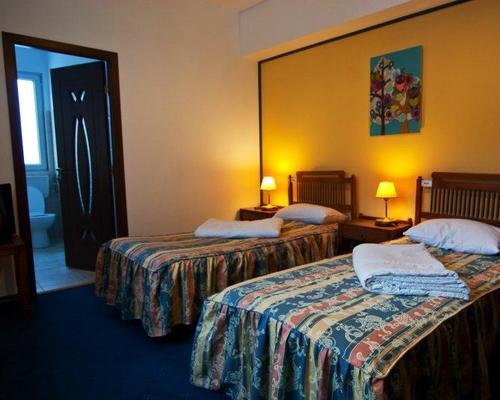 Hotel Astra Brasov 3 Stern Str Panselelor Nr 2 500419